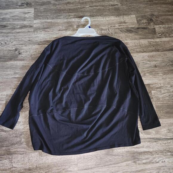 Lululemon 3/4 Sleeve Top - Picture 3 of 6